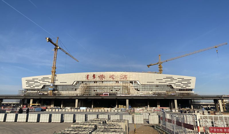 赤峰高鐵站地面苯板、擠塑板工程